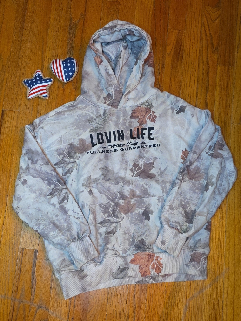 Lovin Life Santa Cruz Fullness Guaranteed Camo Hoodie Sweatshirt Size S Hunting